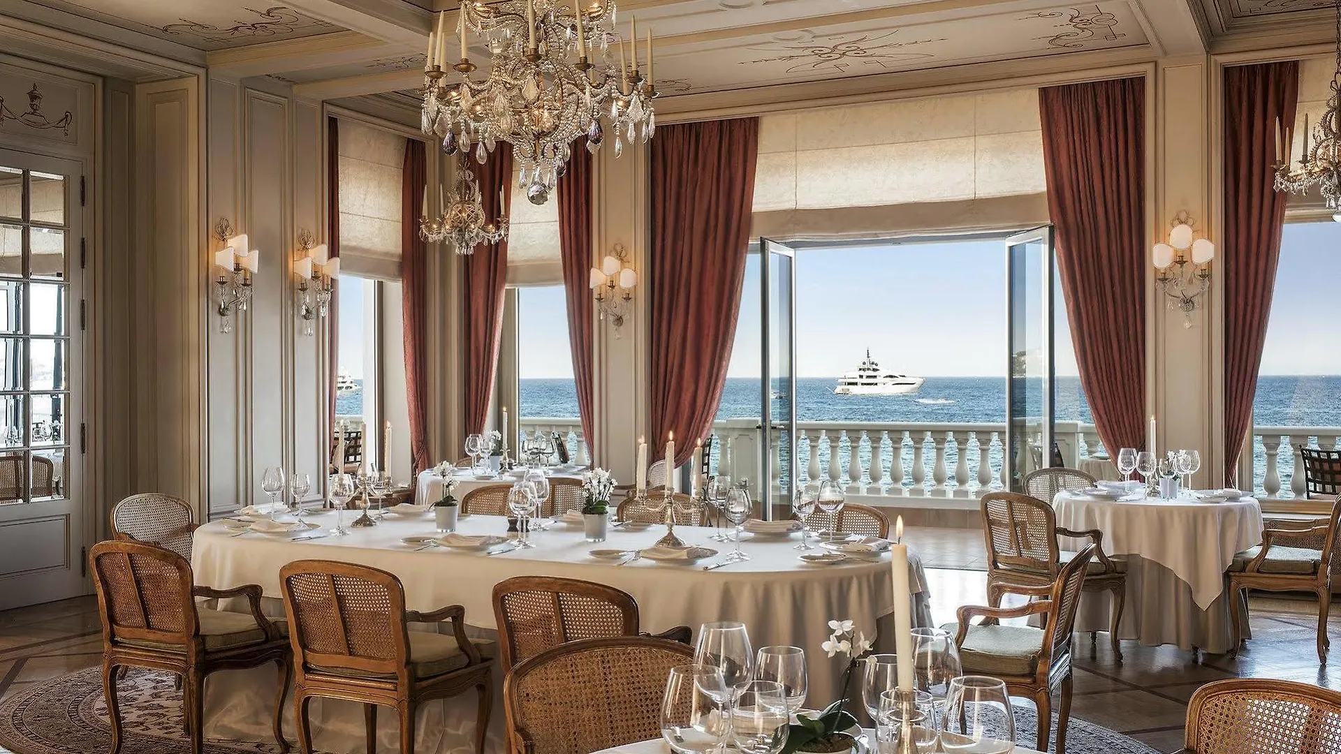Hotel La Reserve De Beaulieu